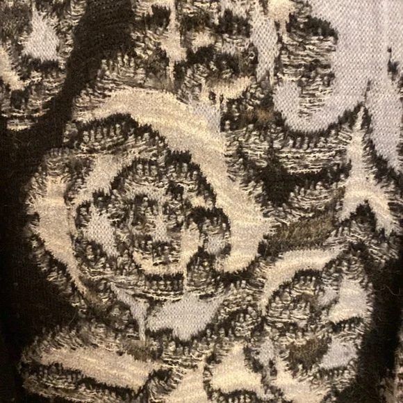 Free People sweater - Picture 4 of 11